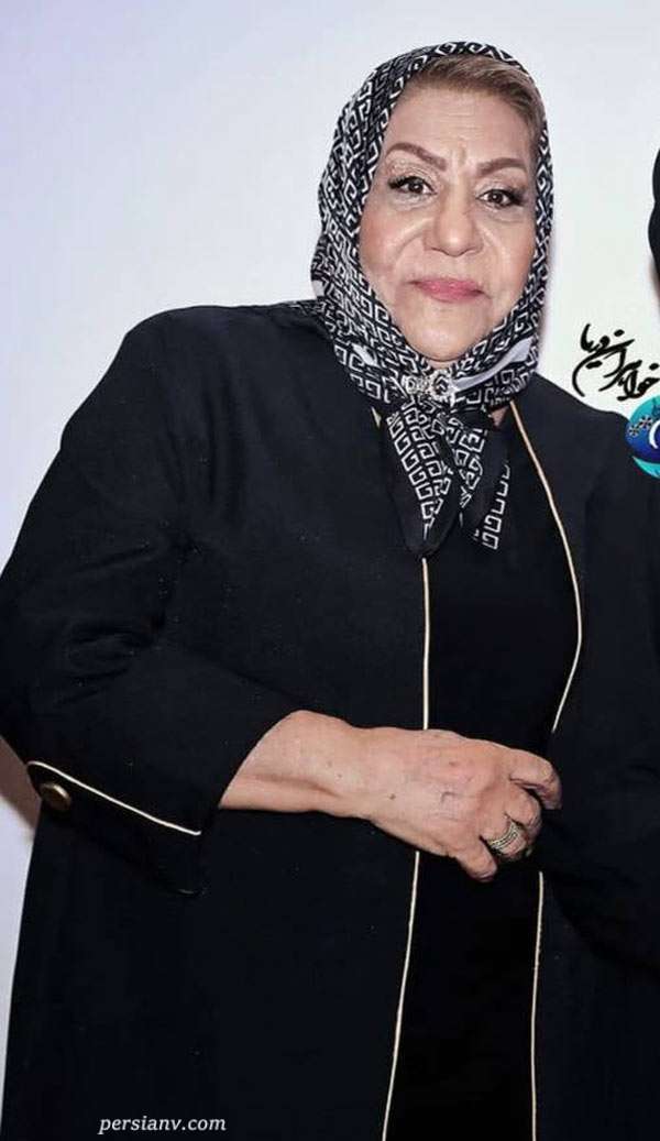 بازگشت شهربانو موسوی به کانون توجه / چهره جدید «بیبی» سریال متهم گریخت در کنار دختر جوانش