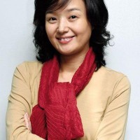 عکس های بازیگر نقش ملکه Jung Kyeong-Bi در سریال سرزمین آهن