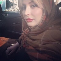 عکس سلفی از نیوشا ضیغمی در ماشین شخصی اش